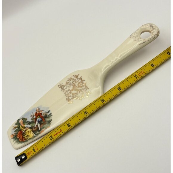 Vintage Wedding Cake Server With Romantic Scene Baroque Style Ceramic - Picture 3 of 8